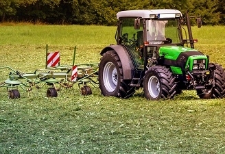 traktor-pixabay