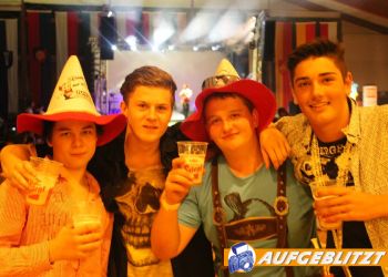 Bezirksmusikfest (Die Jungen Zillertaler) 20.07.2013
